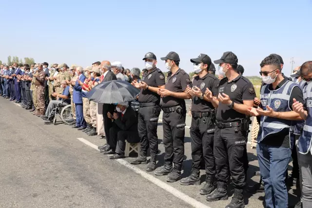 Son dakika haber | 6 yıl önce PKK'nın saldırısında şehit olan 13 polis anıldı