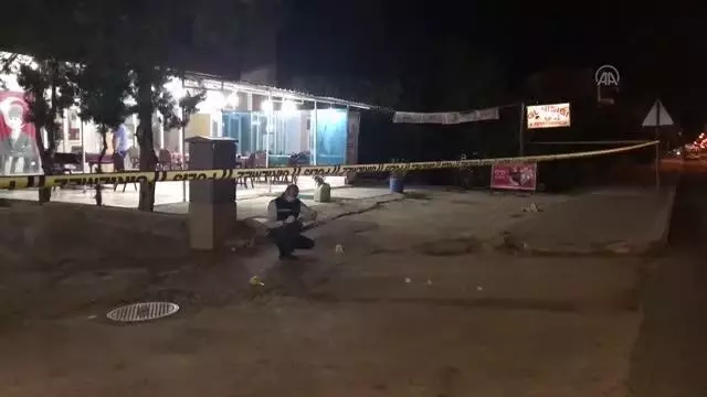 Kahvehanede çıkan silahlı kavgada 2 kişi yaralandı