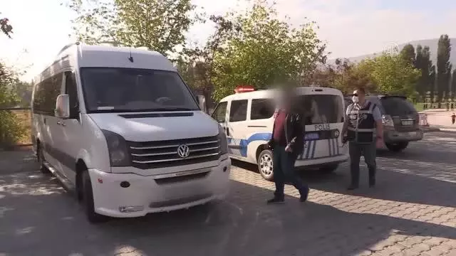 Son dakika: Karantina kararını ihlal eden öğrenci servisi şoförü hakkında işlem yapıldı