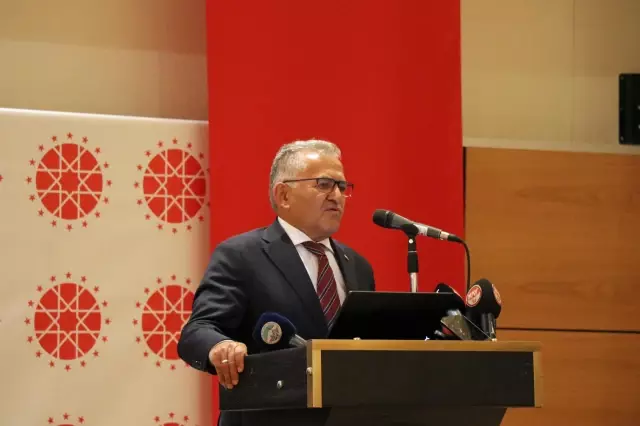 Kayseri'de ulusal ve yerel medya temsilcilerine çok kanallı yayıncılık sistemi anlatıldı