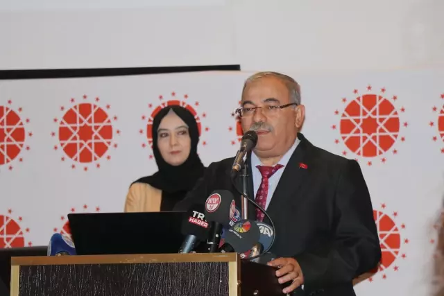 Kayseri'de ulusal ve yerel medya temsilcilerine çok kanallı yayıncılık sistemi anlatıldı