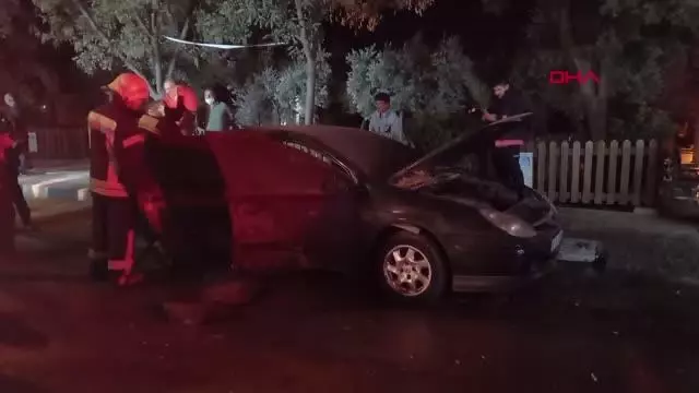 Park halindeki otomobil yandı