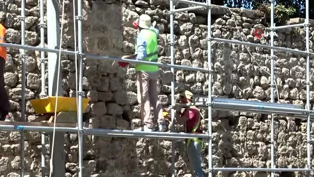 Sinop'ta kale surlarında onarım başladı