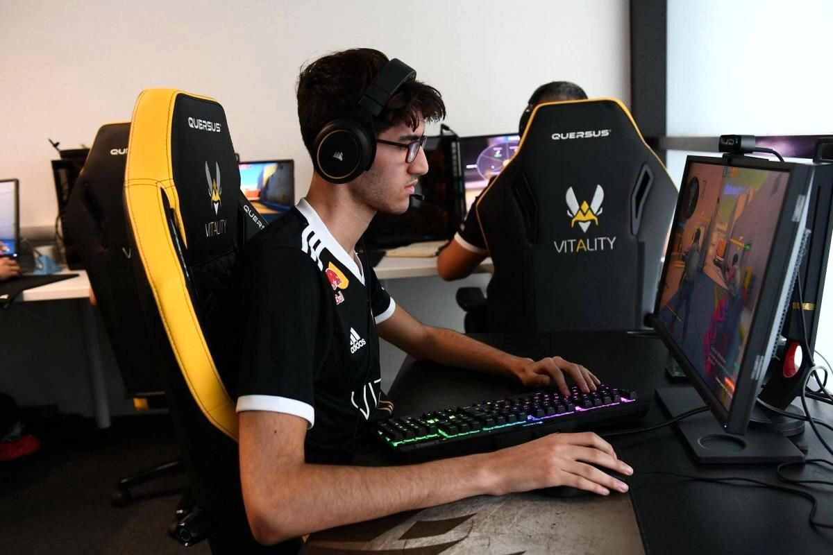 Team Vitality CS: GO oyuncusu Nivera Team Liquid'in VALORANT kadrosu için deneniyor!