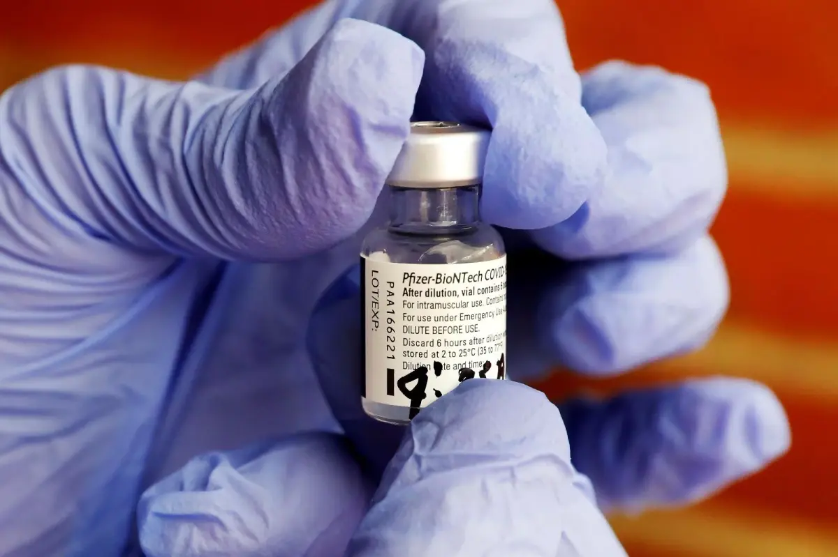 Avrupa İlaç Ajansı, BionTech/Pfizer hatırlatıcı dozunun kullanımını inceliyor