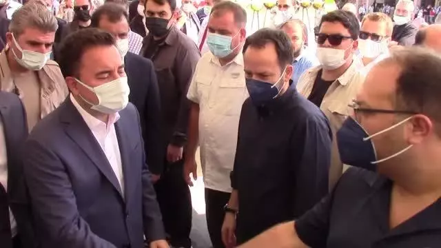 ESKİ BALIKESİR BELEDİYE BAŞKANI UĞUR, SON YOLCULUĞUNA UĞURLANDI