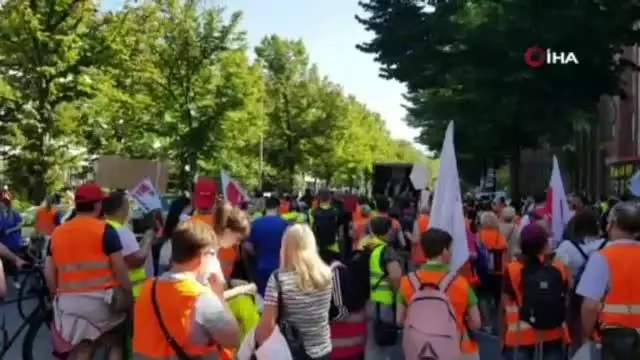 Berlin'de sağlık çalışanları grevde