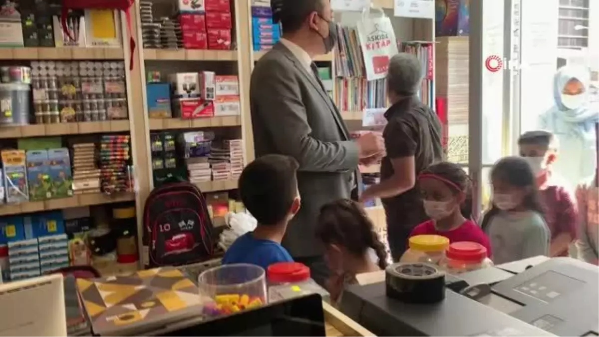 Çatak'ta 'Askıda Kitap' projesi ile bedava kitap