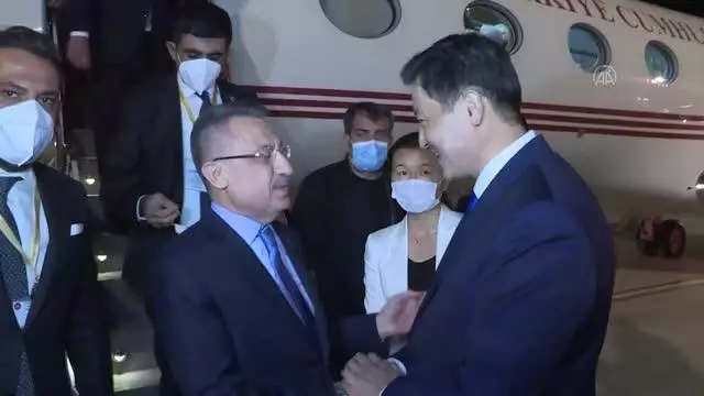 Cumhurbaşkanı Yardımcısı Oktay Kırgızistan'a geldi
