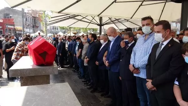 ESKİ BALIKESİR BELEDİYE BAŞKANI UĞUR, SON YOLCULUĞUNA UĞURLANDI