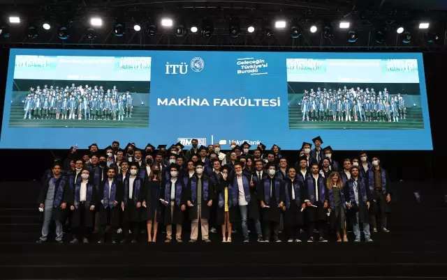 İTÜ öğrencileri mezuniyet sevinci yaşadı