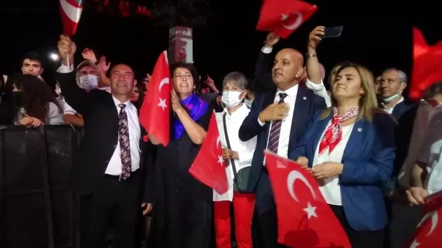 İzmir'de 9 Eylül coşkusu zirve yaptı