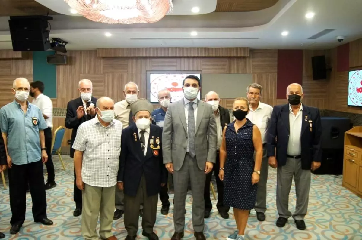 Kaymakam Ünsal'dan gaziler onuruna yemek