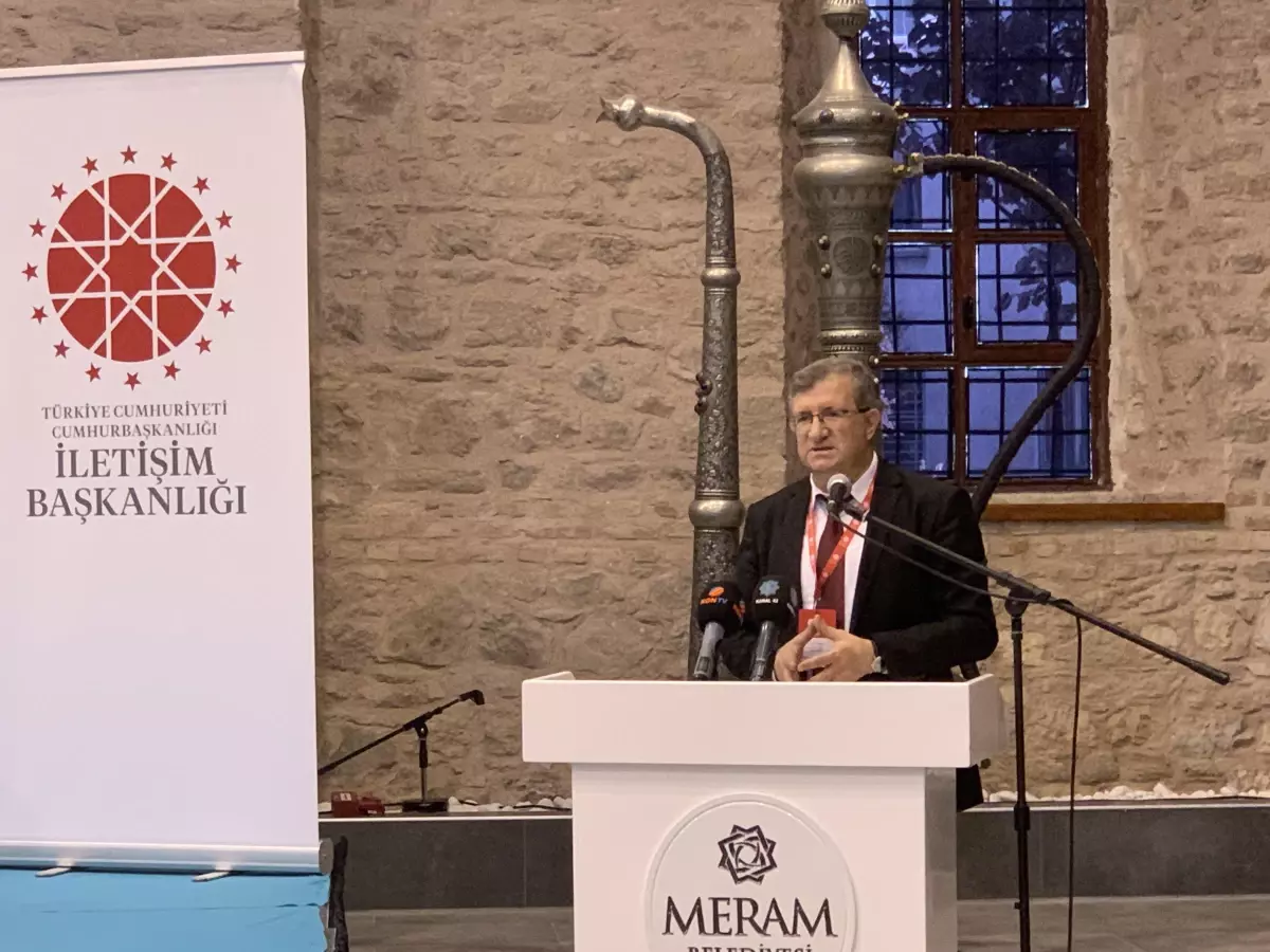 Konya'da ulusal ve yerel medya temsilcilerine 'çok kanallı yayıncılık' sistemi anlatıldı