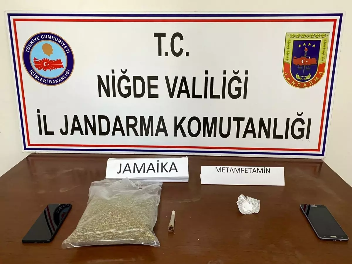 Niğde'de 1 kilo Jamaika ele geçirildi