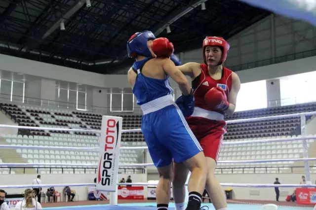 Olimpiyat ikincisi Buse Naz Çakıroğlu: Moral vermek için Elazığ'a geldim