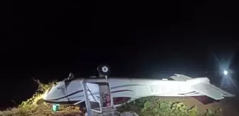 Pilot: Uyuşturucu kaçakçılarına ait küçük uçakta 300 kilograma yakın kokain ele geçirildi Pilot: Uyuşturucu kaçakçılarına ait küçük uçakta 300 kilograma yakın kokain ele geçirildi