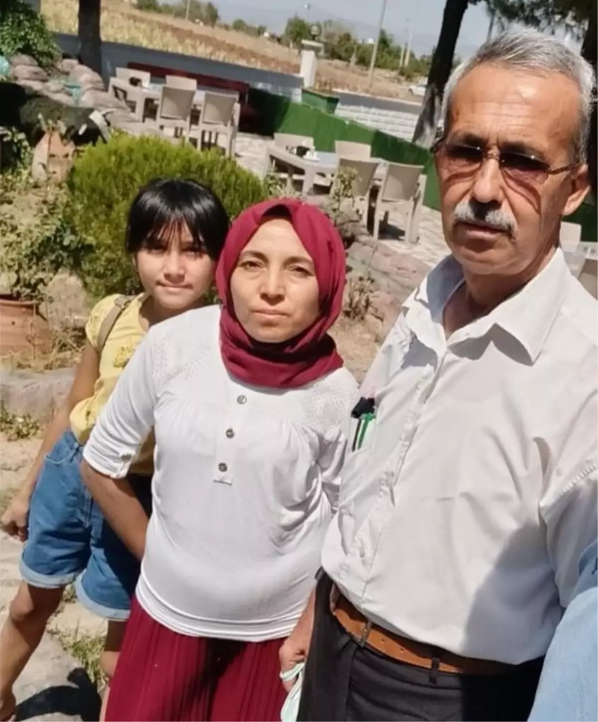 Yaşam Mücadelesi Veren Merve'nin Ağabeyi De 8 Yıl Önce Kazada Ölmüş 1 Yaşam mücadelesi veren Merve'nin ağabeyi de 8 yıl önce kazada ölmüş