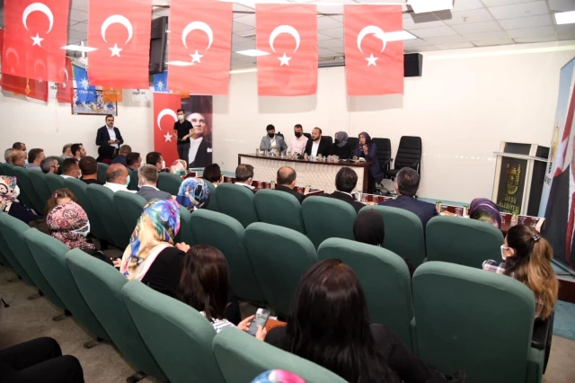 AK Parti Bursa İlçe Müşavere Meclisi toplantıları başladı