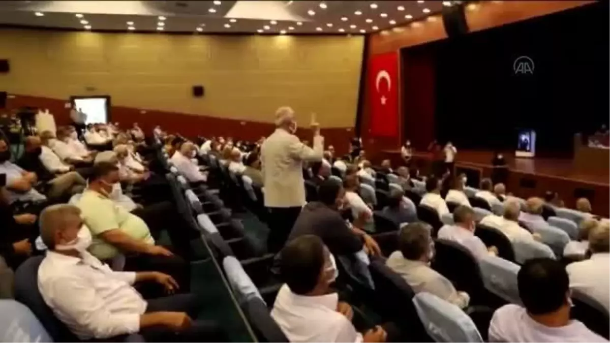 Akdeniz Belediye Başkanı Gültak'tan meclis toplantısında mikrofonunun kapatılmasına ilişkin açıklama