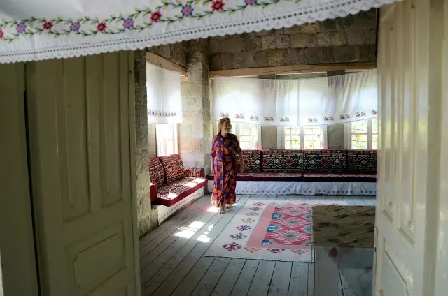 Geleneksel Bitlis evleri kadınların dokunuşuyla eski ihtişamına kavuşuyor
