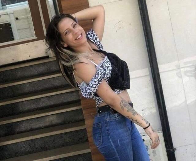 Cemile Şenel cinayeti asfaltta bulunan kan izlerinden çözüldü! 'Kızımı arkadaş çevresi öldürdü' diyen annesi haklı çıktı Cemile Şenel cinayeti asfaltta bulunan kan izlerinden çözüldü! 'Kızımı arkadaş çevresi öldürdü' diyen annesi haklı çıktı