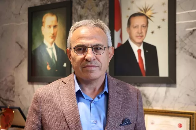 GAZİANTEP - Gaziantep Üniversitesi, ülkelerini yeniden inşa edecek Suriyeli mühendisler yetiştirmek istiyor