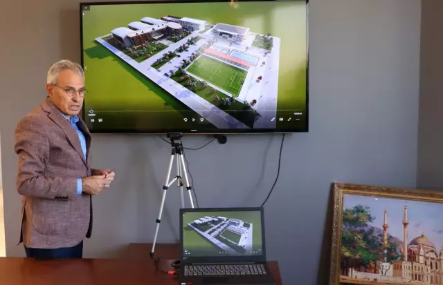 GAZİANTEP - Gaziantep Üniversitesi, ülkelerini yeniden inşa edecek Suriyeli mühendisler yetiştirmek istiyor