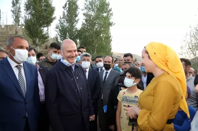 Son dakika haber | İçişleri Bakanı Soylu: Türkiye'nin son 3 yılda kaçak göçmen olarak sınırda engellediği sayı 1 milyon 250 bindir