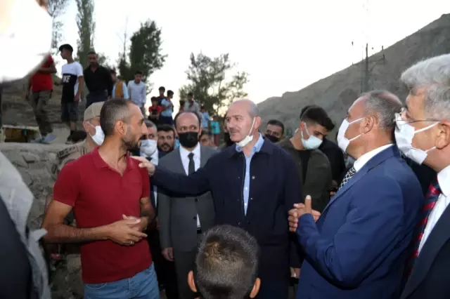 Son dakika haber | İçişleri Bakanı Soylu: Türkiye'nin son 3 yılda kaçak göçmen olarak sınırda engellediği sayı 1 milyon 250 bindir