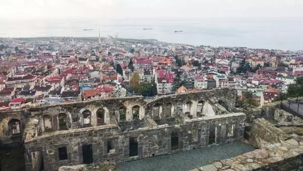 KIZLAR MANASTIRI, PİYANO RESİTALİYLE ZİYARETE AÇILDI