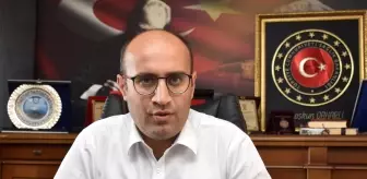 Ağrı: Kovid-19'da mavi kategoriye geçen Ağrı'da sağlıkçılar 'ikna' ve 'aşı' mesaisi yaptı Ağrı: Kovid-19'da mavi kategoriye geçen Ağrı'da sağlıkçılar 'ikna' ve 'aşı' mesaisi yaptı
