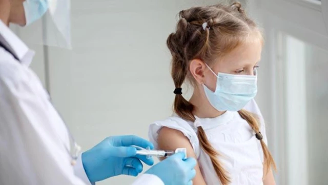 Los Angeles'taki okullarda korona aşısı mecburî oldu