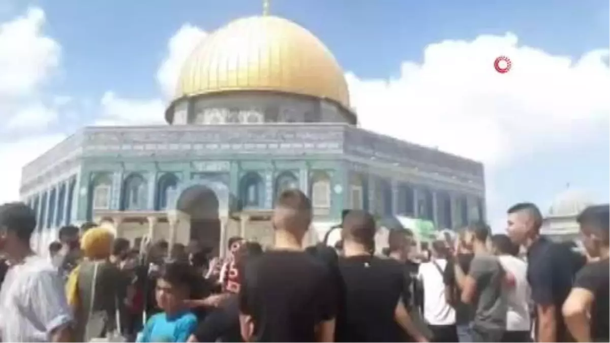 Mescid-i Aksa'da Filistinli tutuklulara destek gösterisi