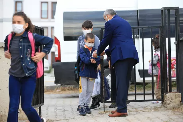 KIRKLARELİ - Okullarda Kovid-19 tedbirleri en süt düzeyde uygulanıyor