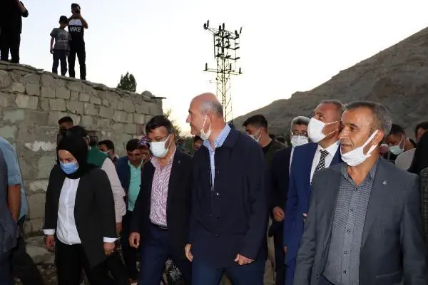Soylu: Son üç yılda İran sınırında 1 milyon 250 bin kaçak göçmenin geçişi engellendi-1