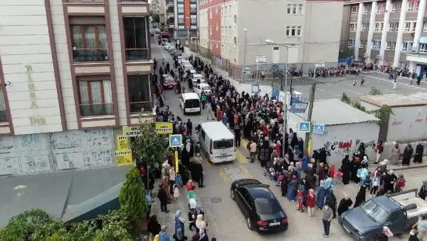 Son dakika haber! Sultangazi'de okul önlerinde kazaya davetiye
