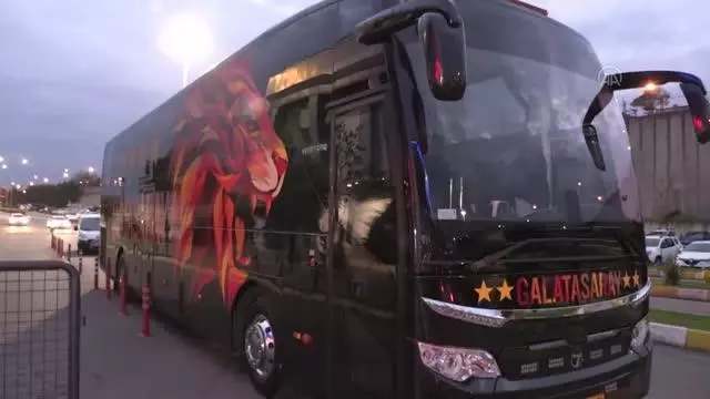 Galatasaray kafilesi, Trabzon'a geldi