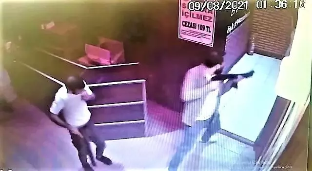 Gazinoyu tarayan firari şüphelilerden birisi yakalandı