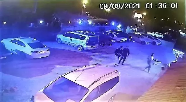 Gazinoyu tarayan firari şüphelilerden birisi yakalandı