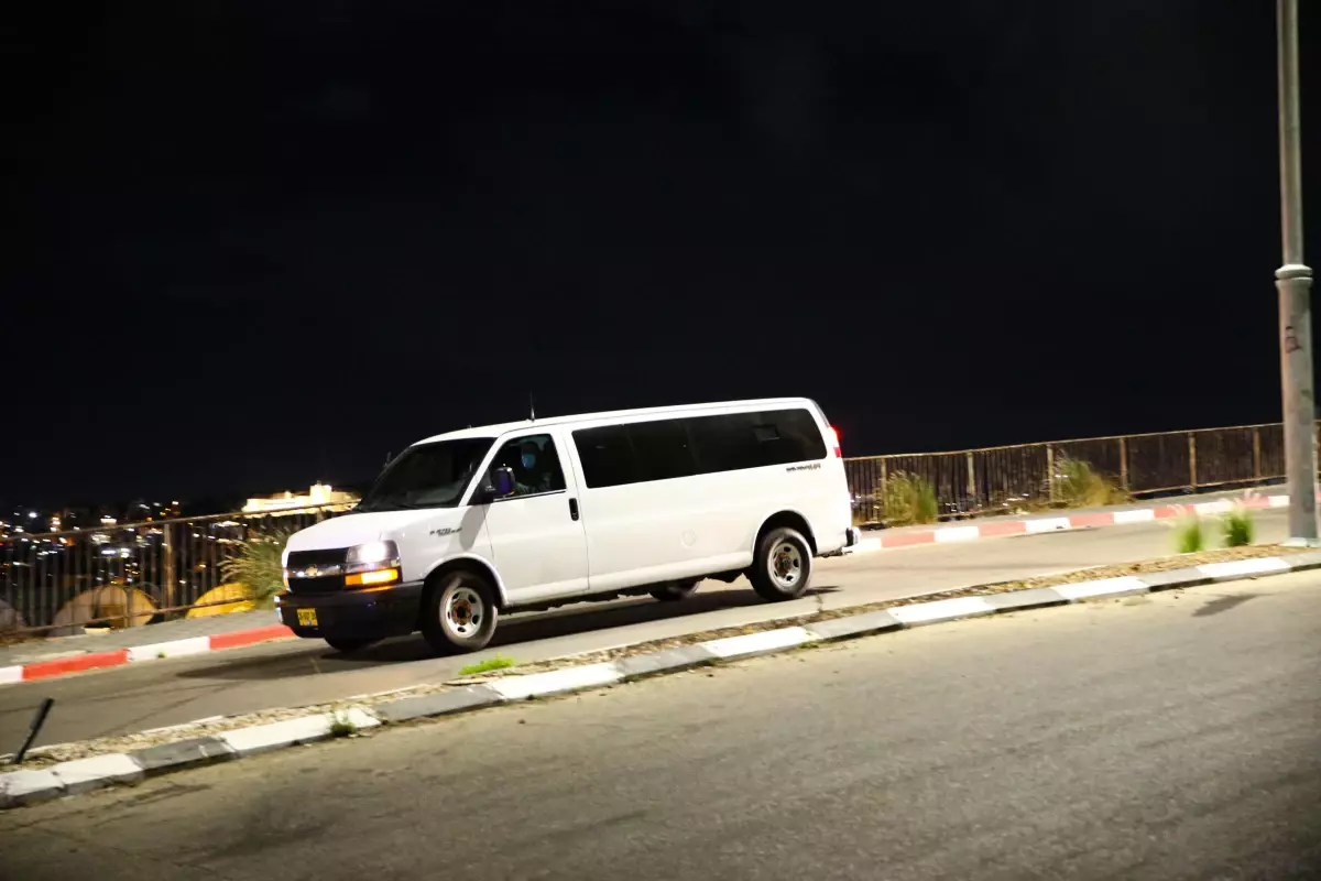 İsrail hapishanesinden kaçtıktan sonra yakalanan 4 Filistinli mahkemeye çıkarıldı