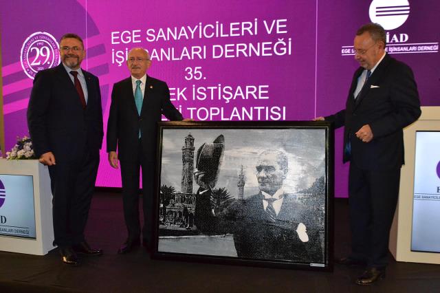 Kılıçdaroğlu'ndan ittifak işareti! Gelecek ve DEVA Partisi'nin ismini verip 'Kaygılılar' diyerek açıkladı