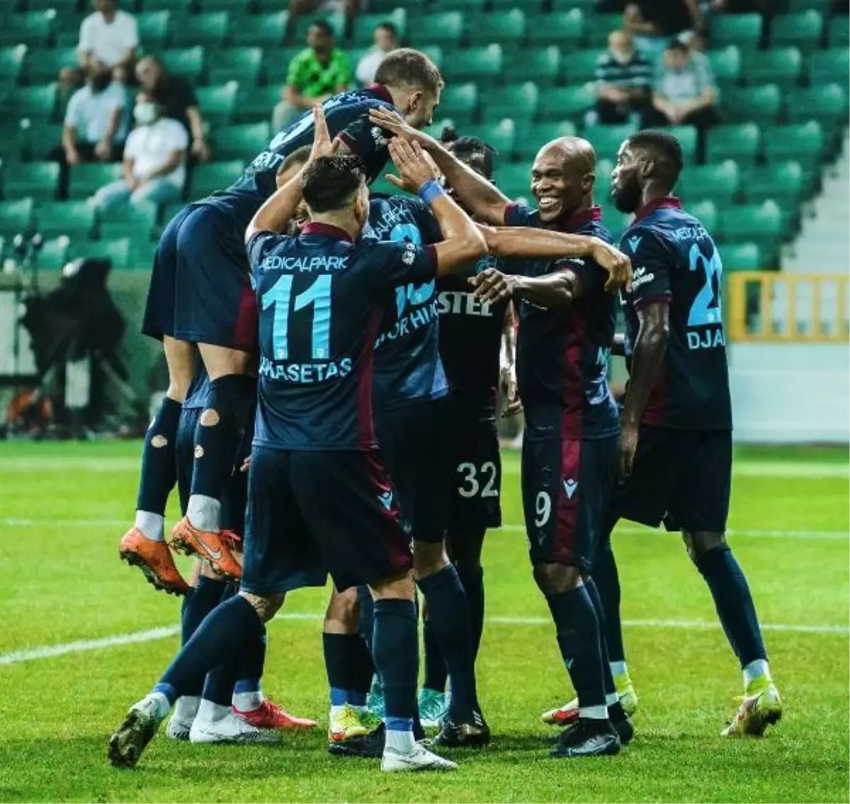 Trabzonspor, zirvedeki yerini korumak istiyor