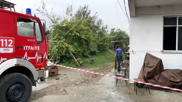 Yanan evde yaşlı şahsın cansız bedeni bulundu