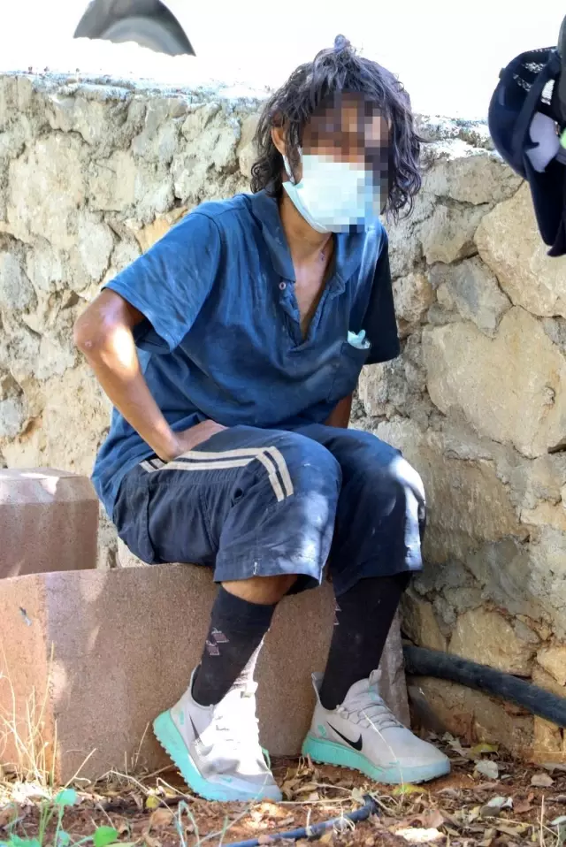 Cami bahçesinde ölen ağabeye son bakış