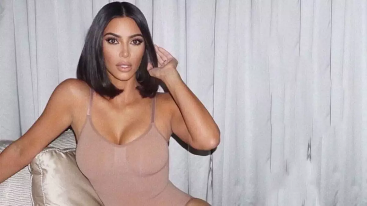 Çırılçıplak poz paylaşan Kim Kardashian'dan beklenmedik tarz! Gözü bile görünmüyor