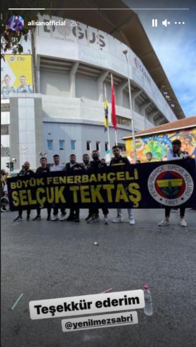 Fenerbahçe taraftarından Alişan'ı duygulandıran Selçuk Tektaş pankartı