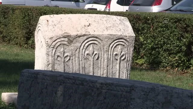 SARAYBOSNA - Bosna Hersek'in anıtsal Orta Çağ mezar taşları belgeselleştirildi