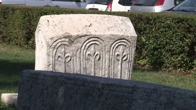SARAYBOSNA - Bosna Hersek'in anıtsal Orta Çağ mezar taşları belgeselleştirildi