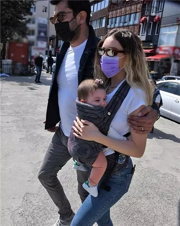 Doğum sonrası büyük değişim! Sinem Kobal'ın eski halinden eser yok